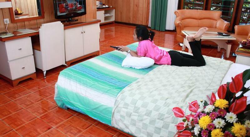 Kusuma Agrowisata Resort & Convention Malang Esterno foto
